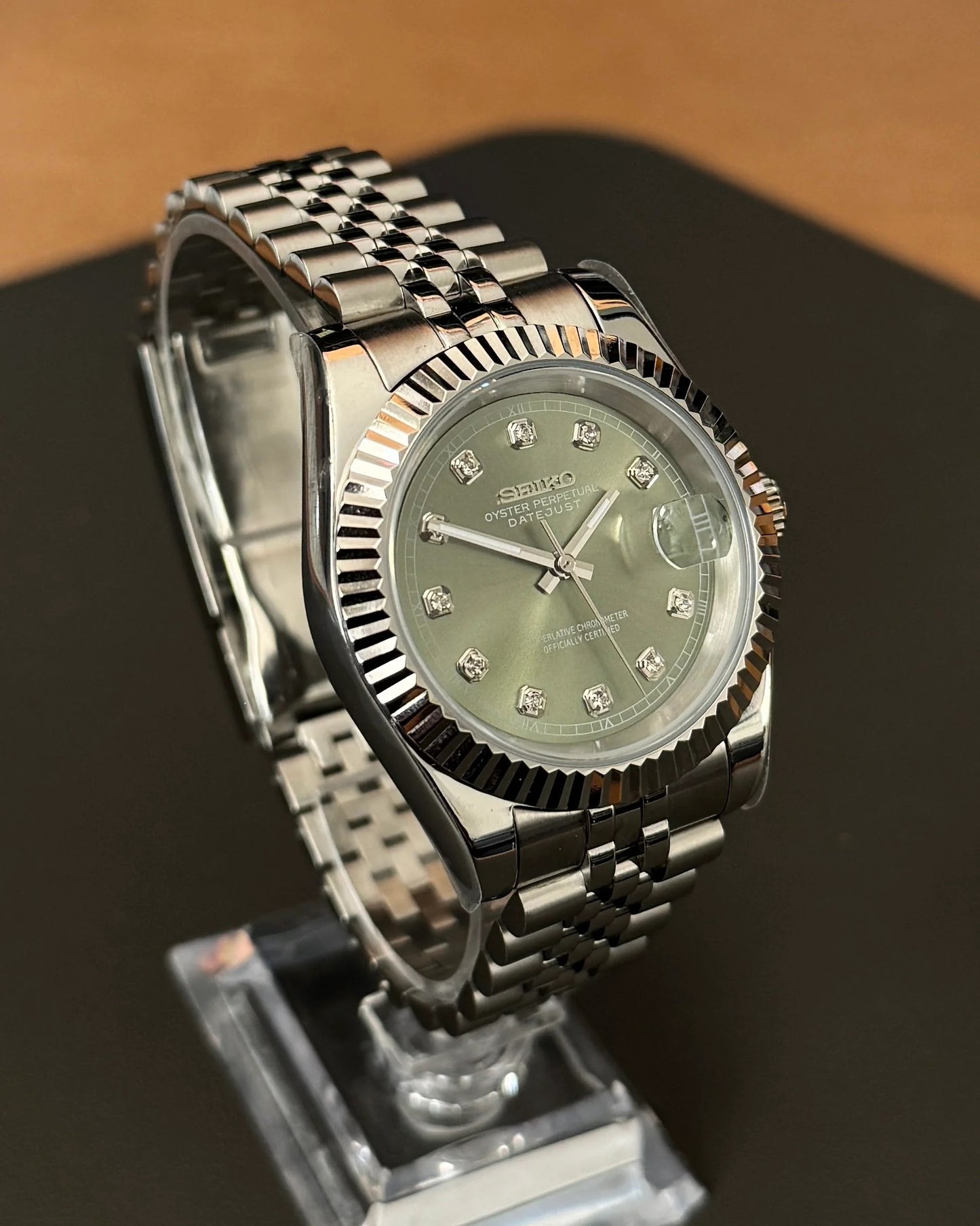 Seikmod Stainless Basil NH35 I olivfarbenes Zifferblatt mit Jubilee-Armband