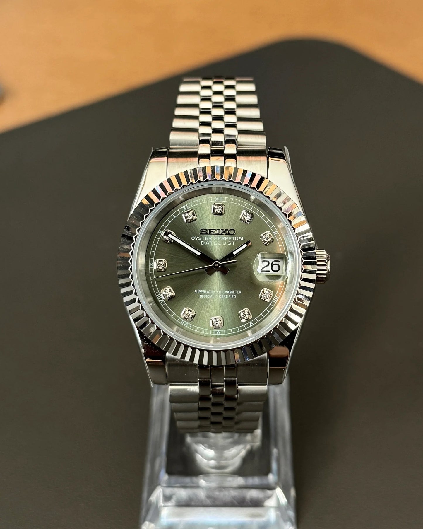 Seikmod Stainless Basil NH35 I olivfarbenes Zifferblatt mit Jubilee-Armband
