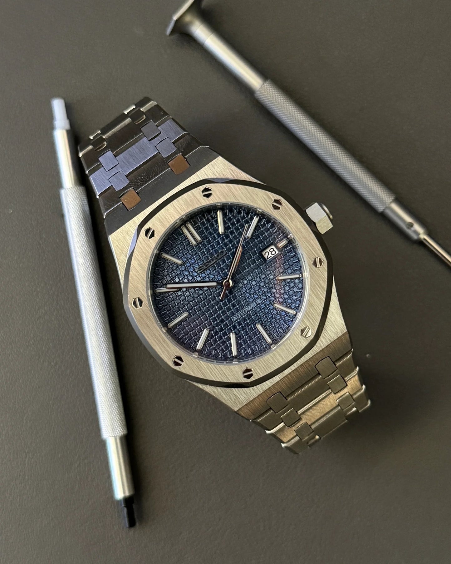Seikmod Stainless Royal NH35 I marineblaues Zifferblatt mit Edelstahl-Armband