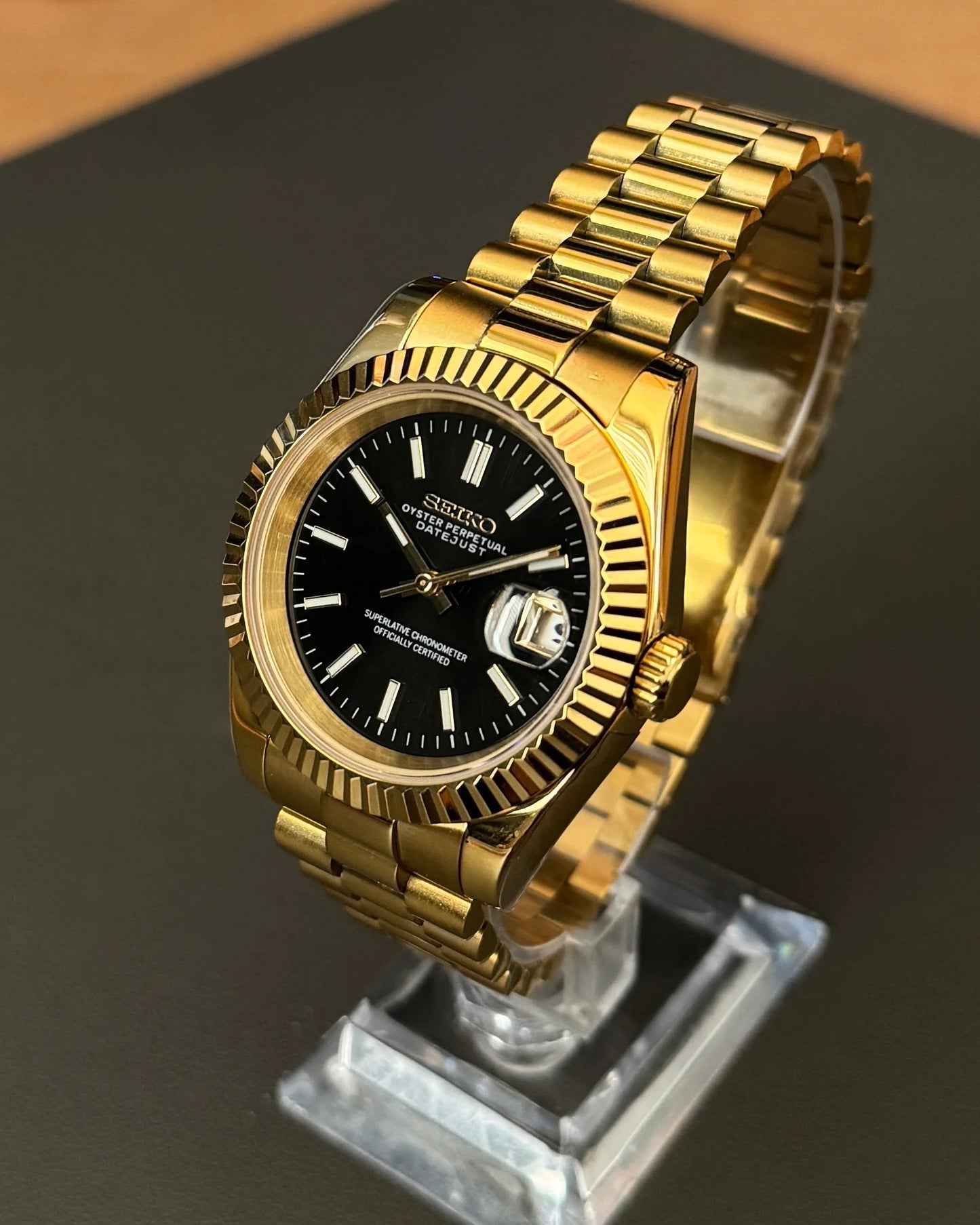 Seikmod Aurum NH35 I schwarzes Zifferblatt mit Presidential-Armband