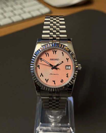 Seikmod Stainless Steel Salmon I lachsfarbenes Zifferblatt mit Jubilee-Armband
