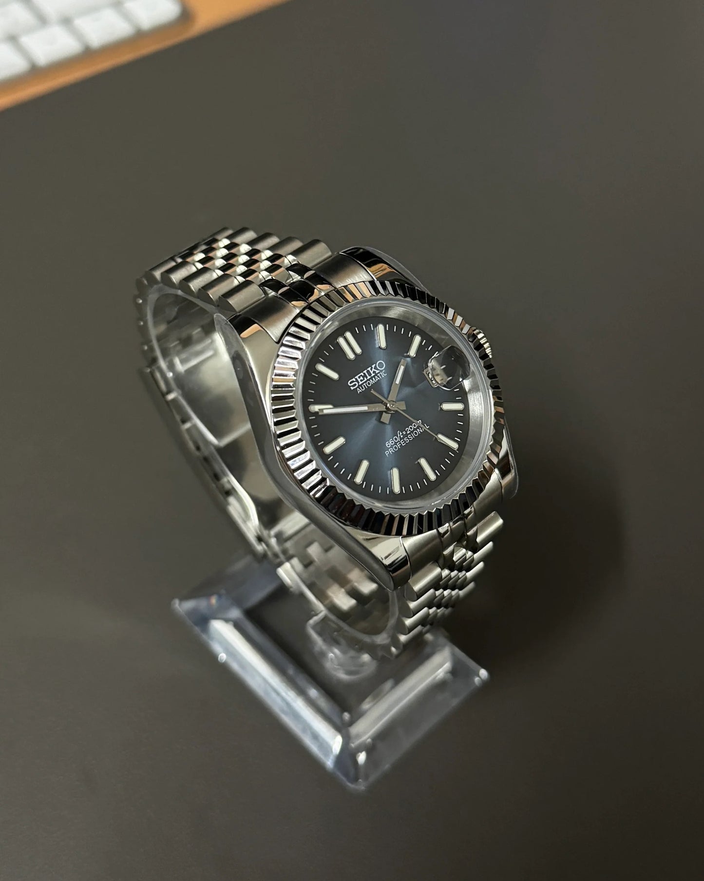 Seikmod Stainless Steel Navy NH35 I blaues Zifferblatt mit Jubilee-Armband