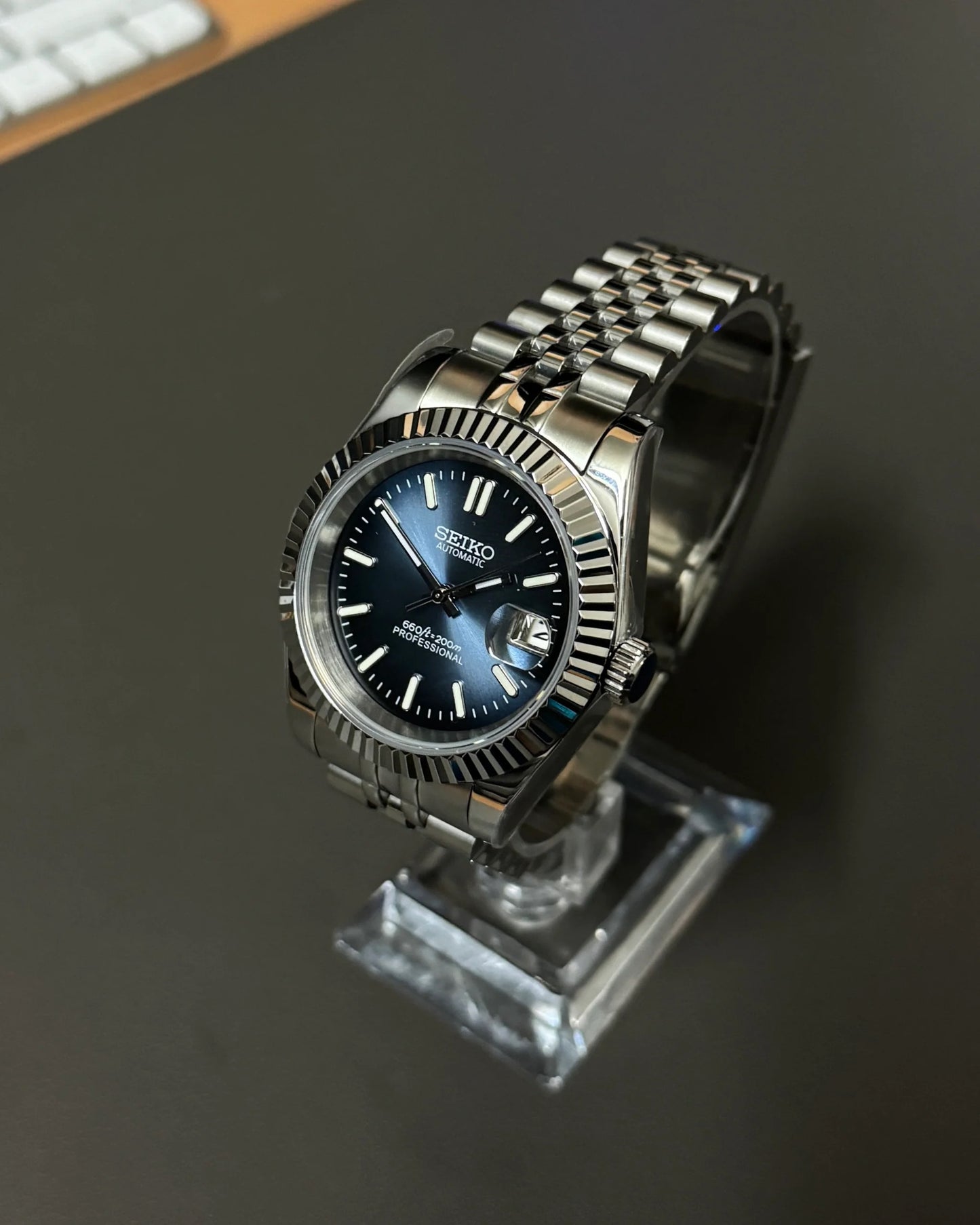 Seikmod Stainless Steel Navy NH35 I blaues Zifferblatt mit Jubilee-Armband