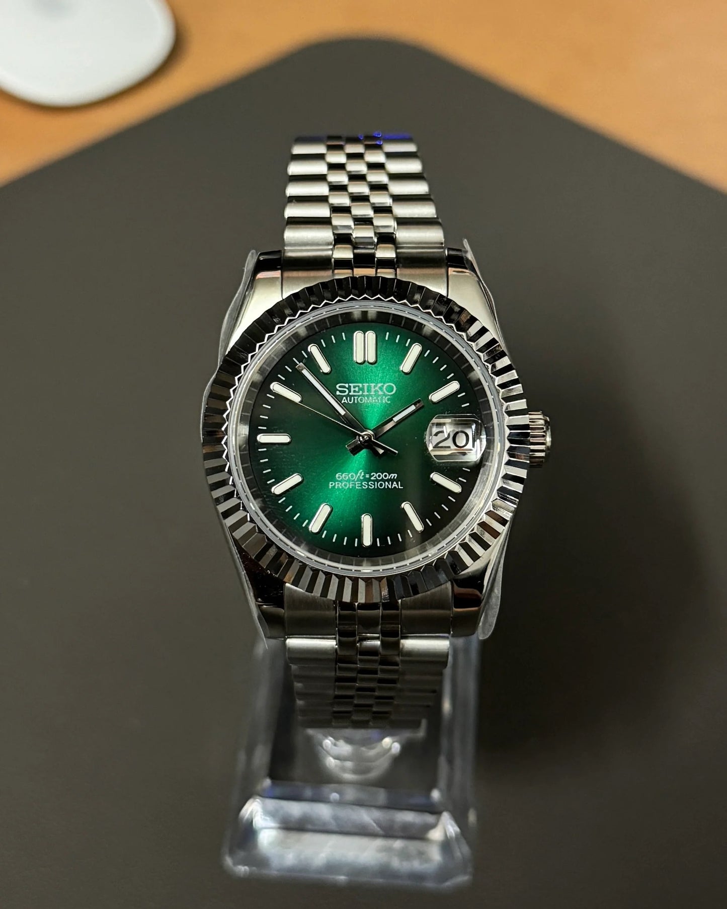 Seikmod Stainless Steel Forest NH35 I grünes Zifferblatt mit Jubilee-Armband