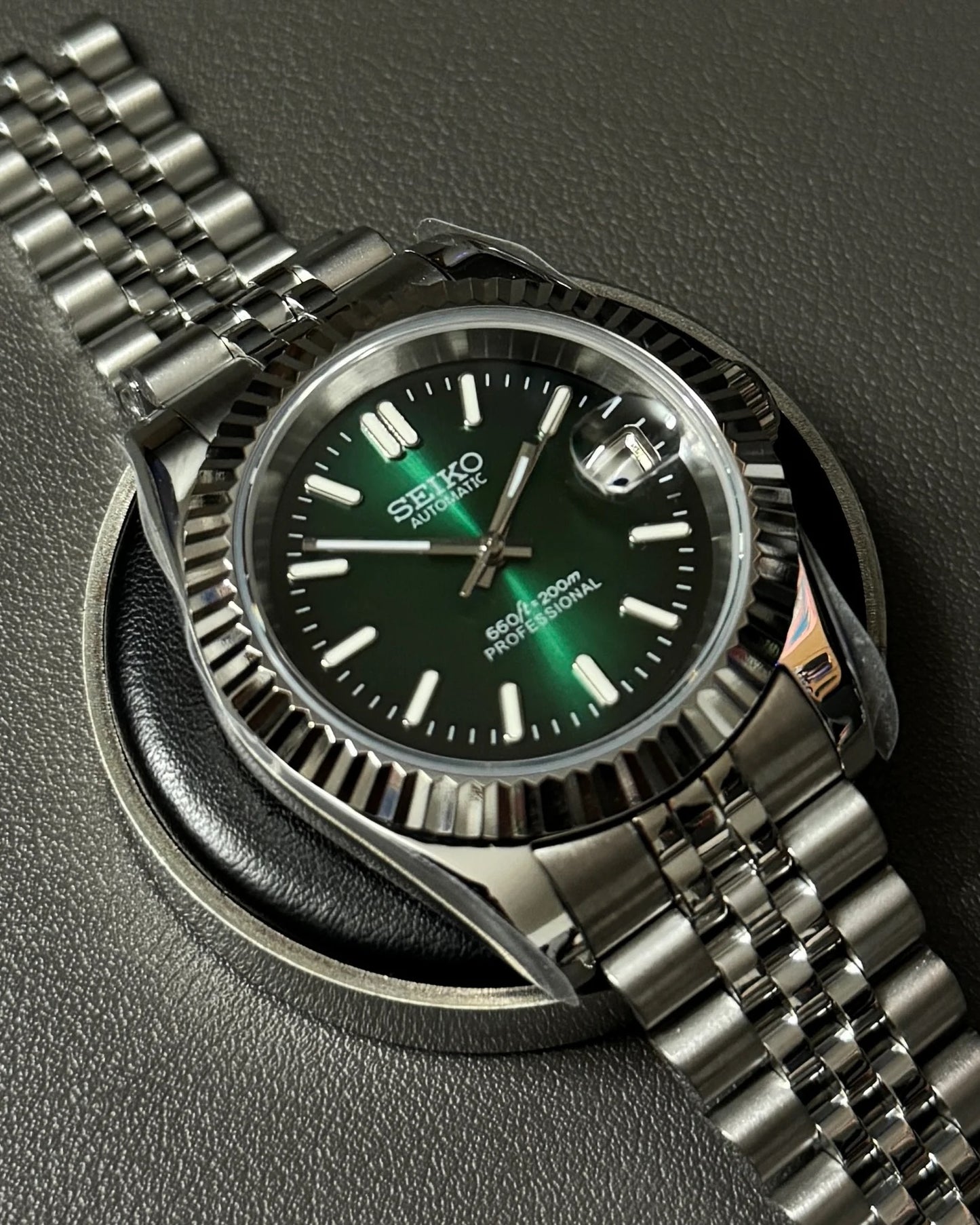Seikmod Stainless Steel Forest NH35 I grünes Zifferblatt mit Jubilee-Armband