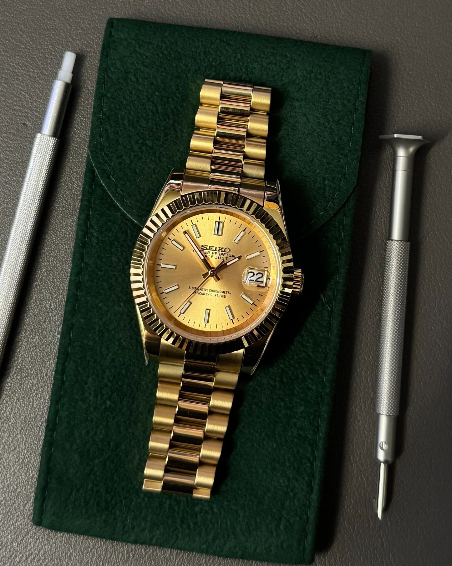 Seikmod Stainless Midas NH35 I goldenes Zifferblatt mit Presidential-Armband