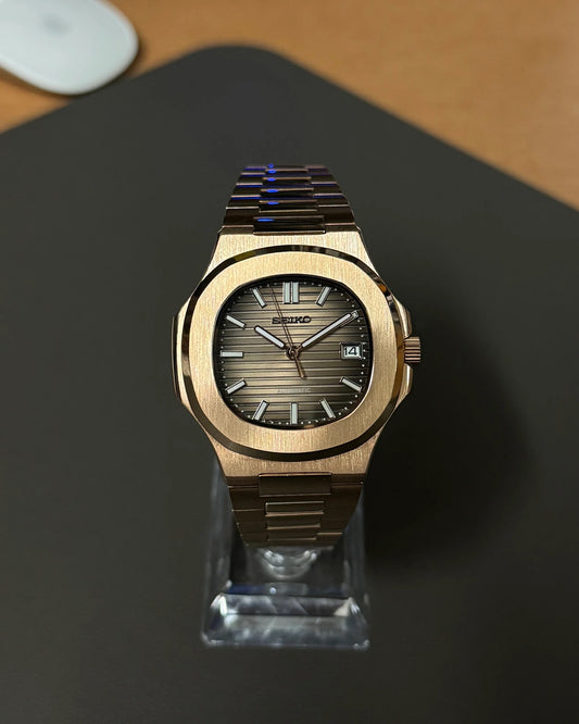Seikmod Naut Earth NH35 I braunes Zifferblatt mit roségoldenem Armband