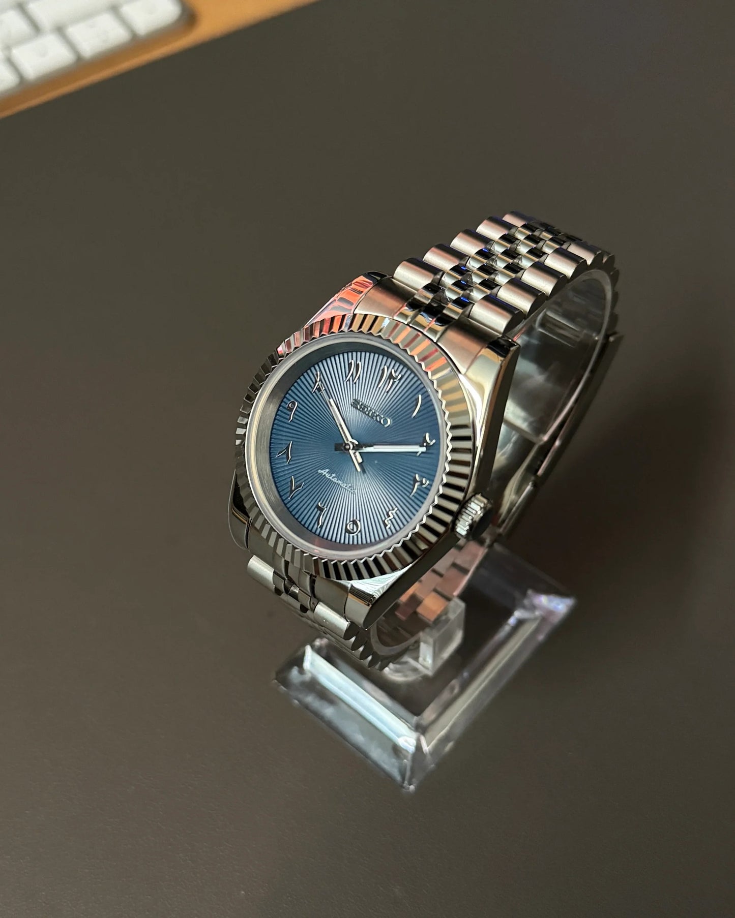 Seikmod Stainless Steel Capri NH35 I blaues Zifferblatt mit Jubilee-Armband