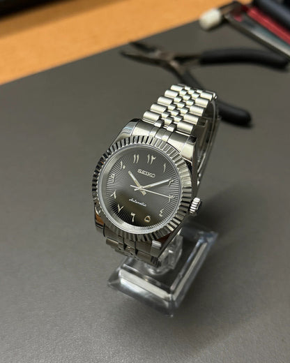Seikmod Stainless Steel Slate NH35 I schwarzes Zifferblatt mit Jubilee-Armband