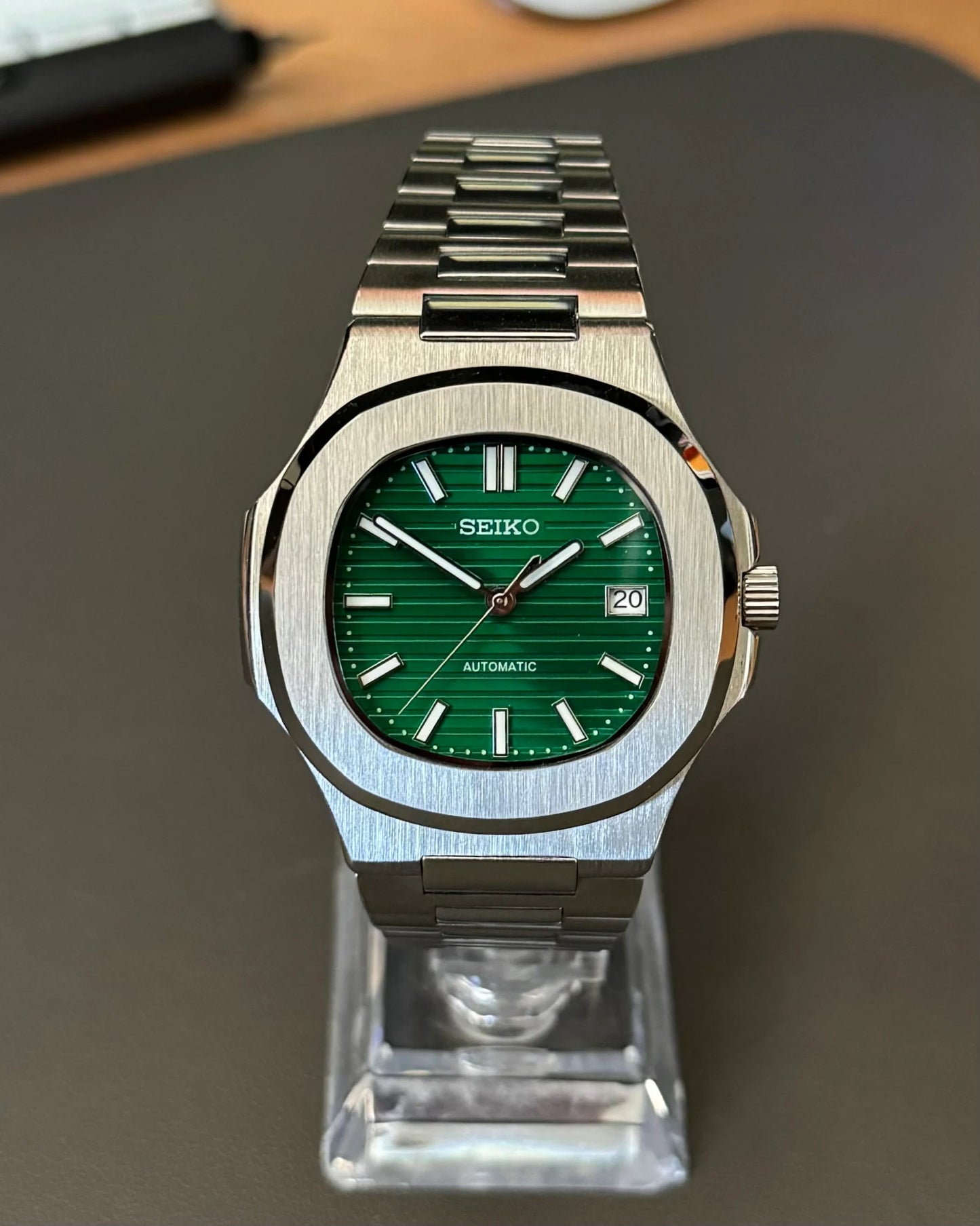 Seikmod Stainless Steel Pine NH35 I grünes Zifferblatt mit Edelstahl-Armband