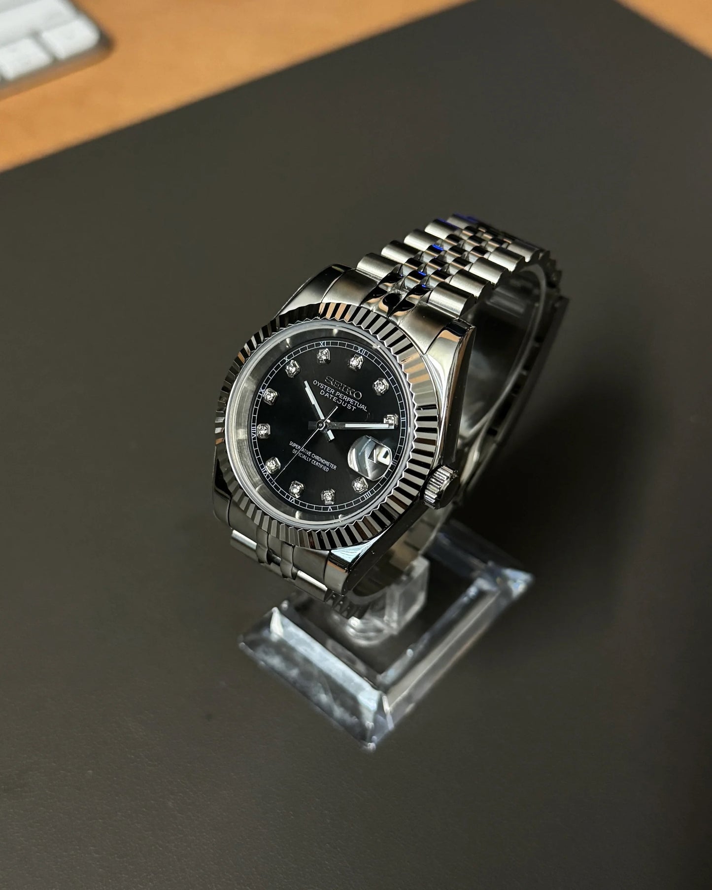 Seikmod Stainless Steel Void NH35 I schwarzes Zifferblatt mit Jubilee-Armband