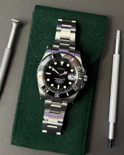 Seikmod GMT Raven I schwarzes Zifferblatt mit Oyster-Armband