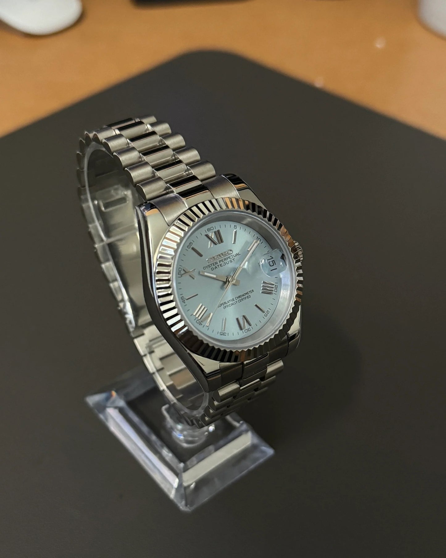Seikmod Stainless Cyan NH35 I türkisenes Zifferblatt mit Presidential-Armband